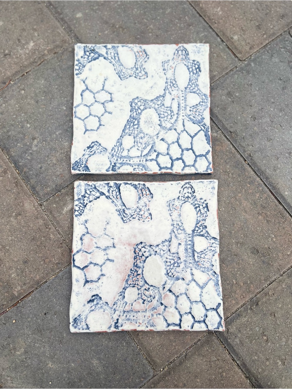 Set 2 Vintage Portuguese 8.5” Ceramic Tile Trivets - Blue & White Lace hot plate